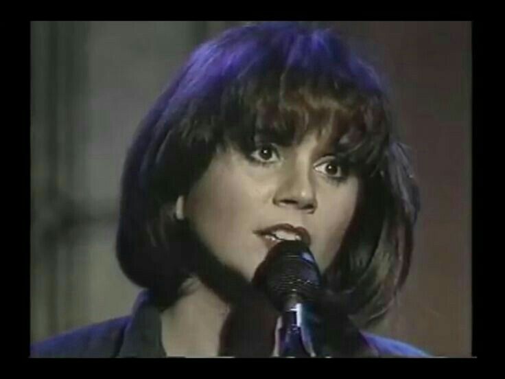 Linda Ronstadt Blue Bayou (@ The Muppets Show)