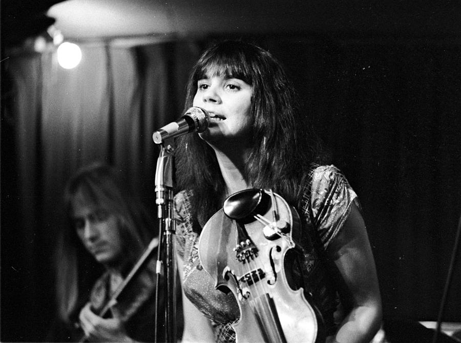 Linda Ronstadt and J.D. Souther - Hearts Against the Wind 1980 | Urban Cowboy soundtrack duet that captured Linda Ronstadt at the country-pop crossroads