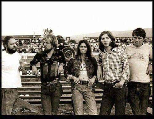 Emmylou Harris on Neil Young's Star of Bethlehem 1977 | American Stars 'n Bars, Homegrown-era guest vocal